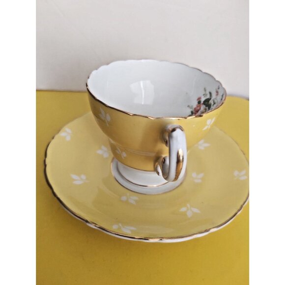 "CAULDON" TEACUP & SAUCER Made in England YELLOW/WHITE Gold Trim Art Deco - Picture 3 of 11